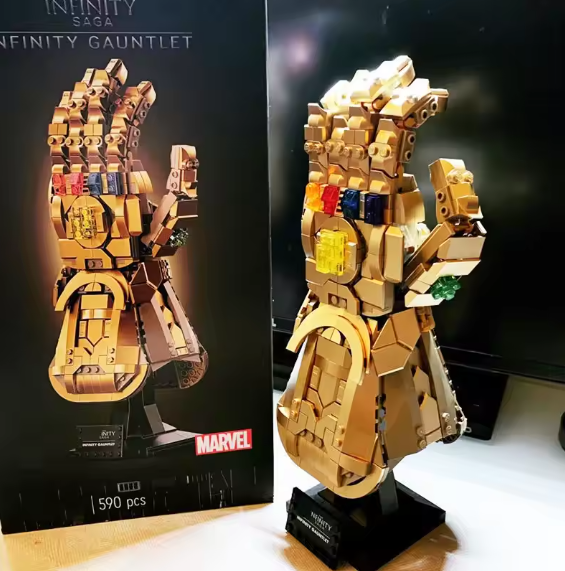 Schermafbeelding-2024-12-23-110044 590pcs Thanos handschoen avengers 590 stukken niet origineel