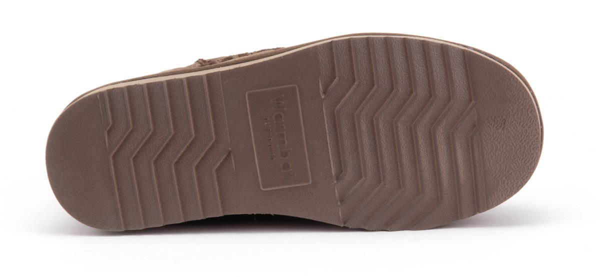 slippe, sole, kinderlaars, bruine kleur, zoolpatroon