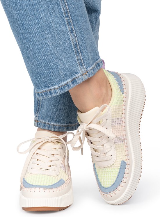 Kleding, Schoeisel, Schoen, Sneaker, Persoon