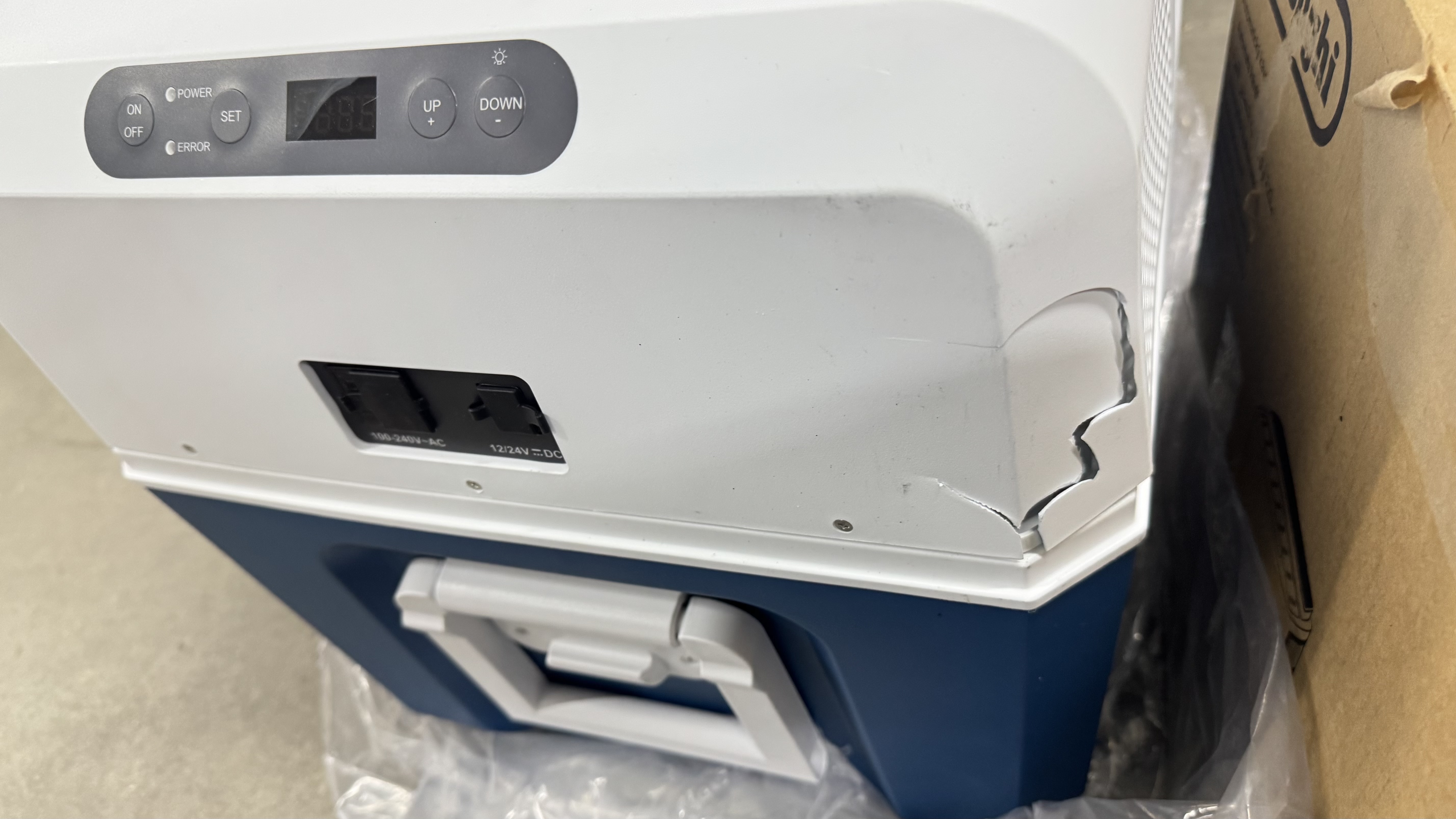 Mobicool MCF60 - compressor koelbox - 58L - 12/24/230V - blauw/wit