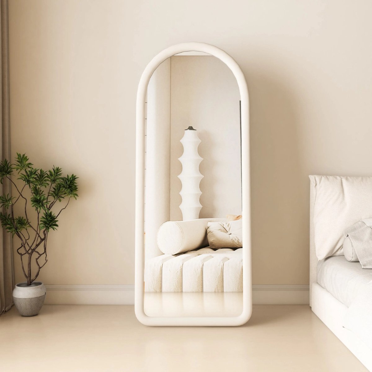 staand spiegel, arche vorm, rommelvrij ontwerp?, witte spiegel, kamers decor