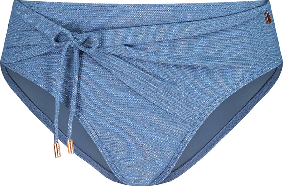 swimsuit, bikini, hijab?, no, not sure