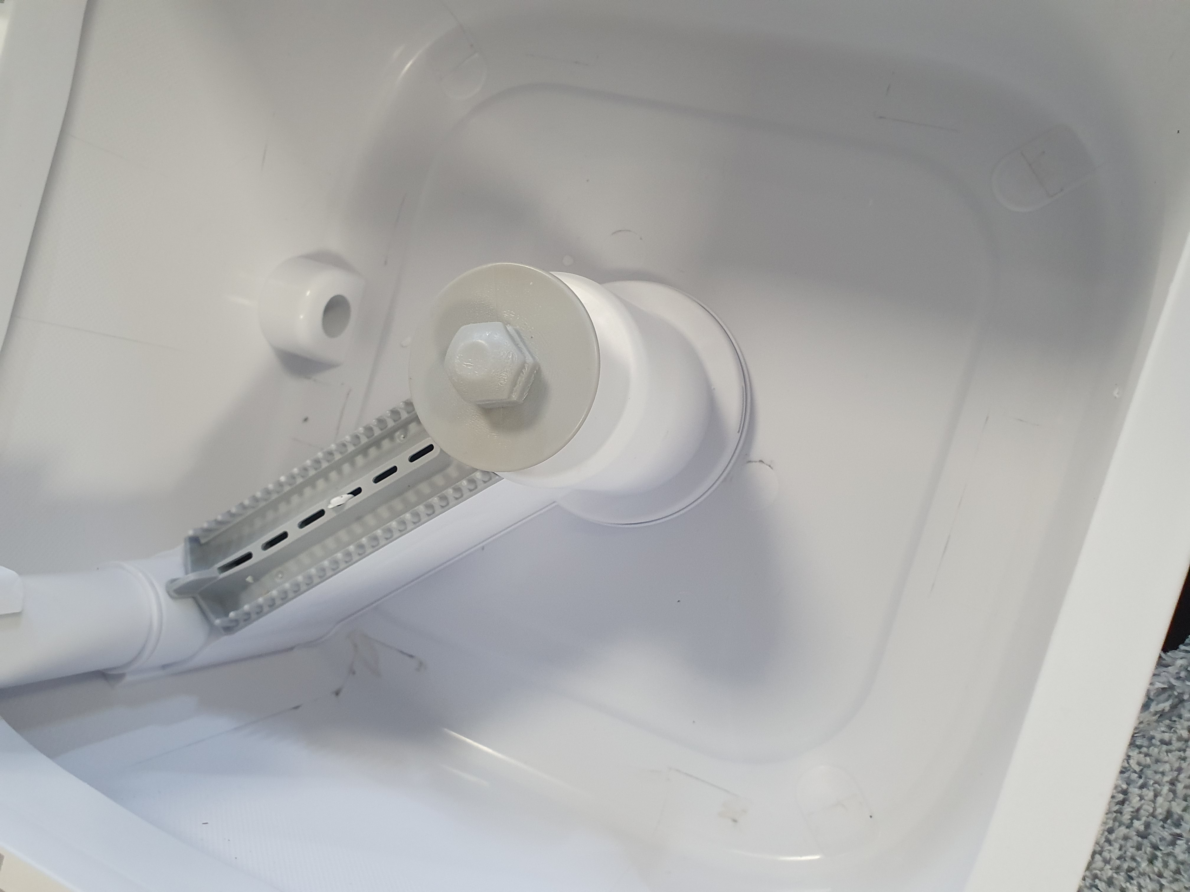 toilet, basin, tank, valve, mechanism