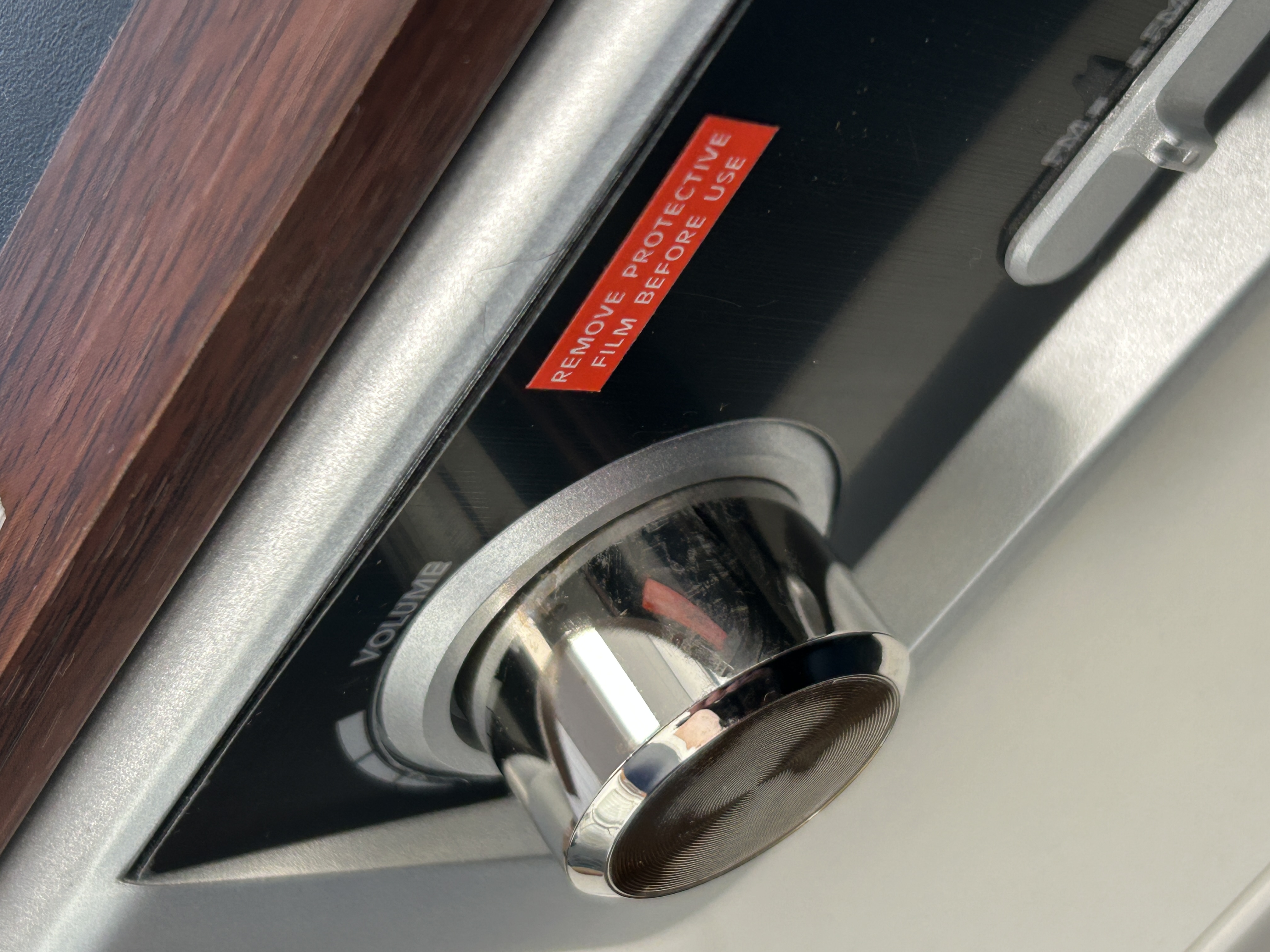deurknop, beveiligingsapparaat, beschermingssticker, volume regeling, metaalknop