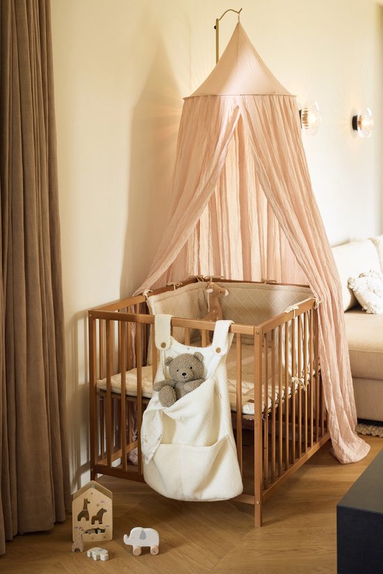 babykamer, cradle, bedroom decor, kinderbed, hangende wieg, moederloze?