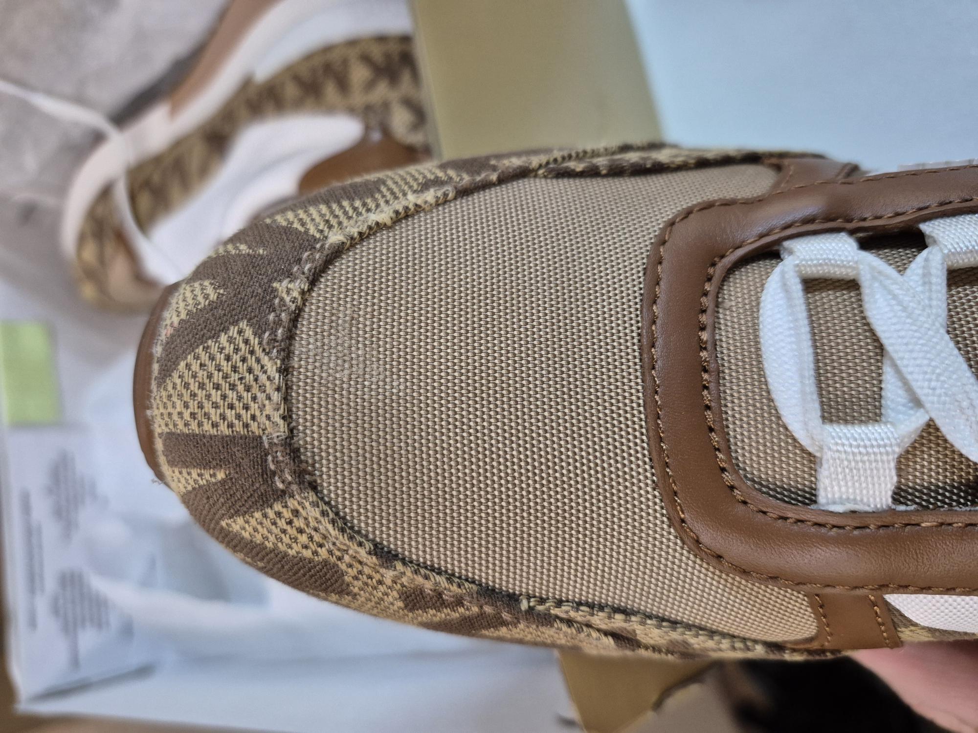 Kleding, Schoeisel, Schoen, Sneaker