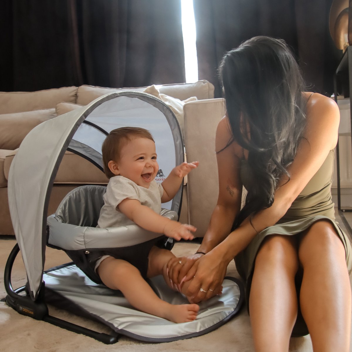 Deryan Floor Seat Kinderstoel - vloerzitje - zonnekap Anti-UV 50+ - zilver