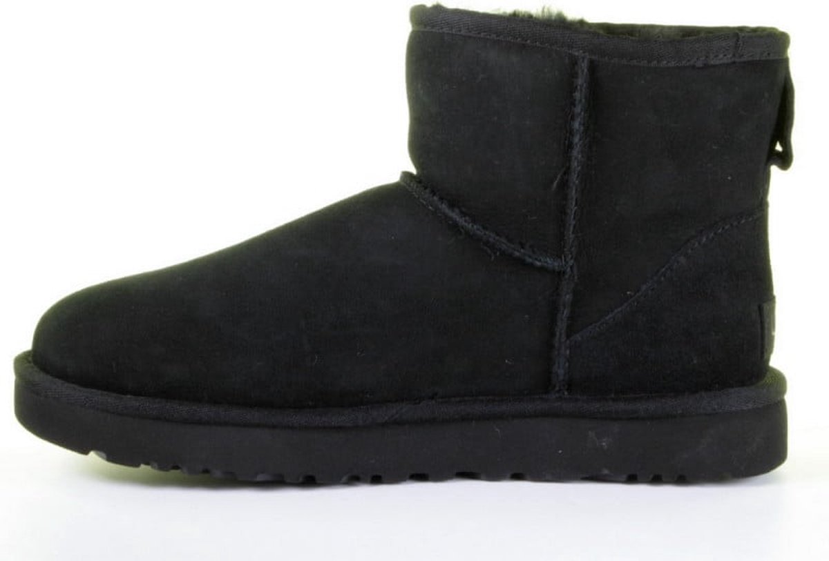 UGG - Maat 41 - W Classic Mini II Dames Laarzen - Zwart