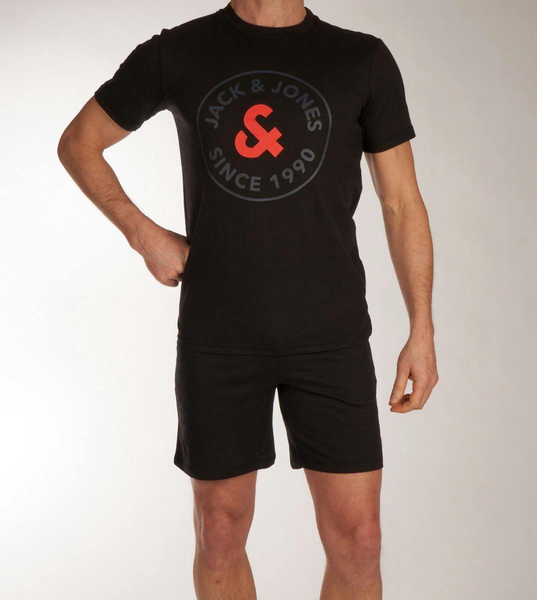 T-shirt, Korte broek, Volwassene, Man, Persoon