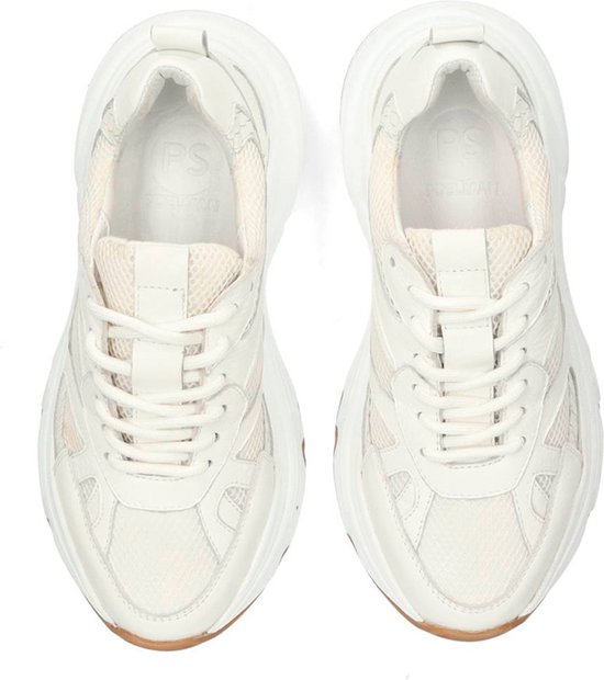 witte sneaker, mesh bovenwerk, luxe sneaker, zooldetail, veters