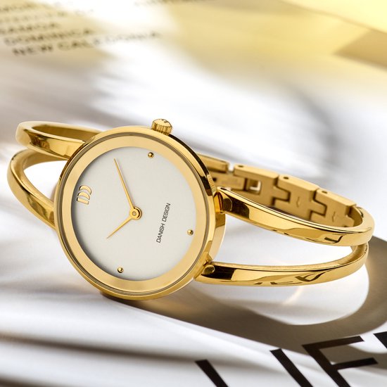 Polshorloge, Arm, Lichaamsdeel, Persoon, Accessoires