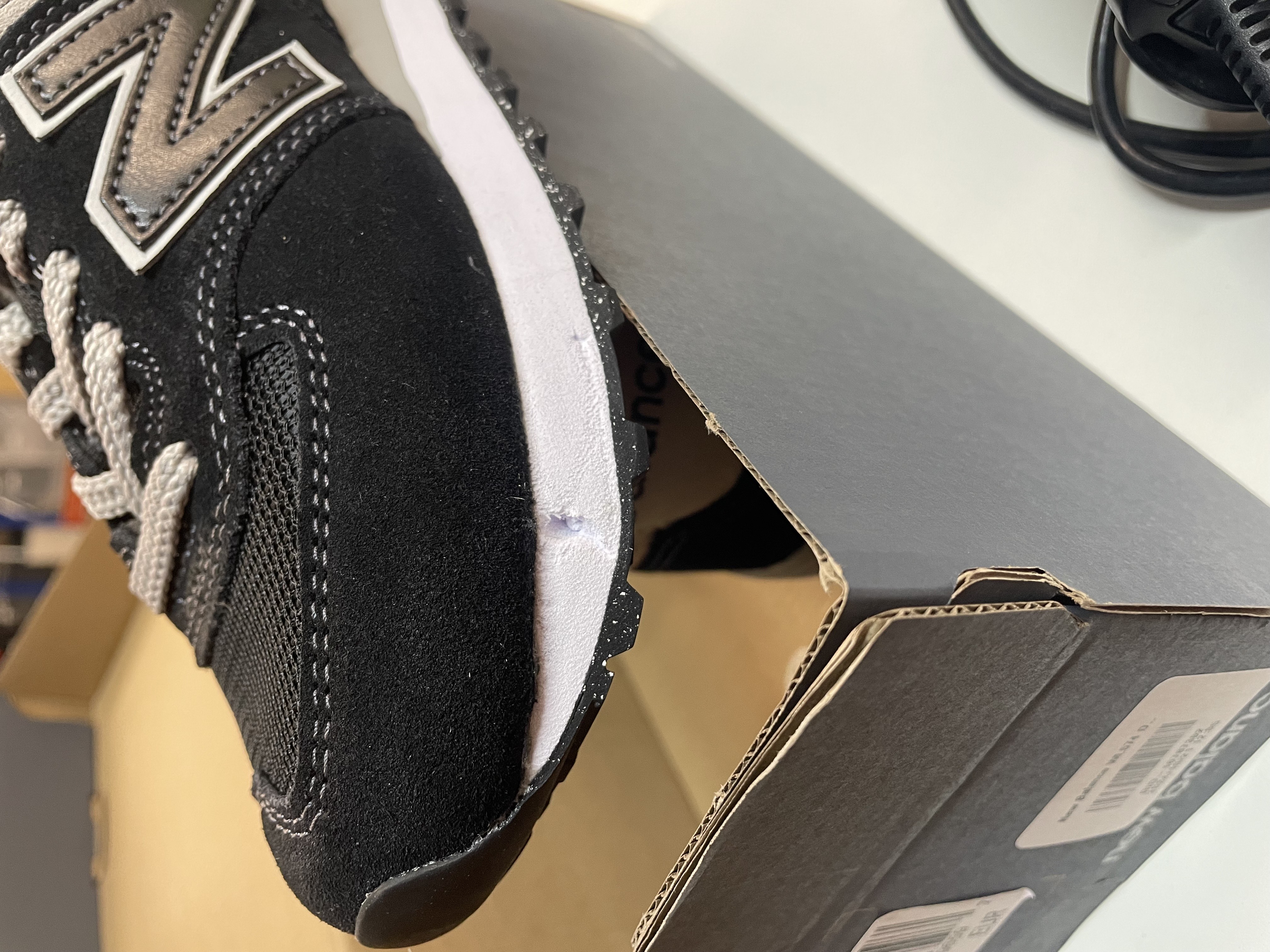 New Balance WL574 - maat 36 - Dames Sneakers - Zwart