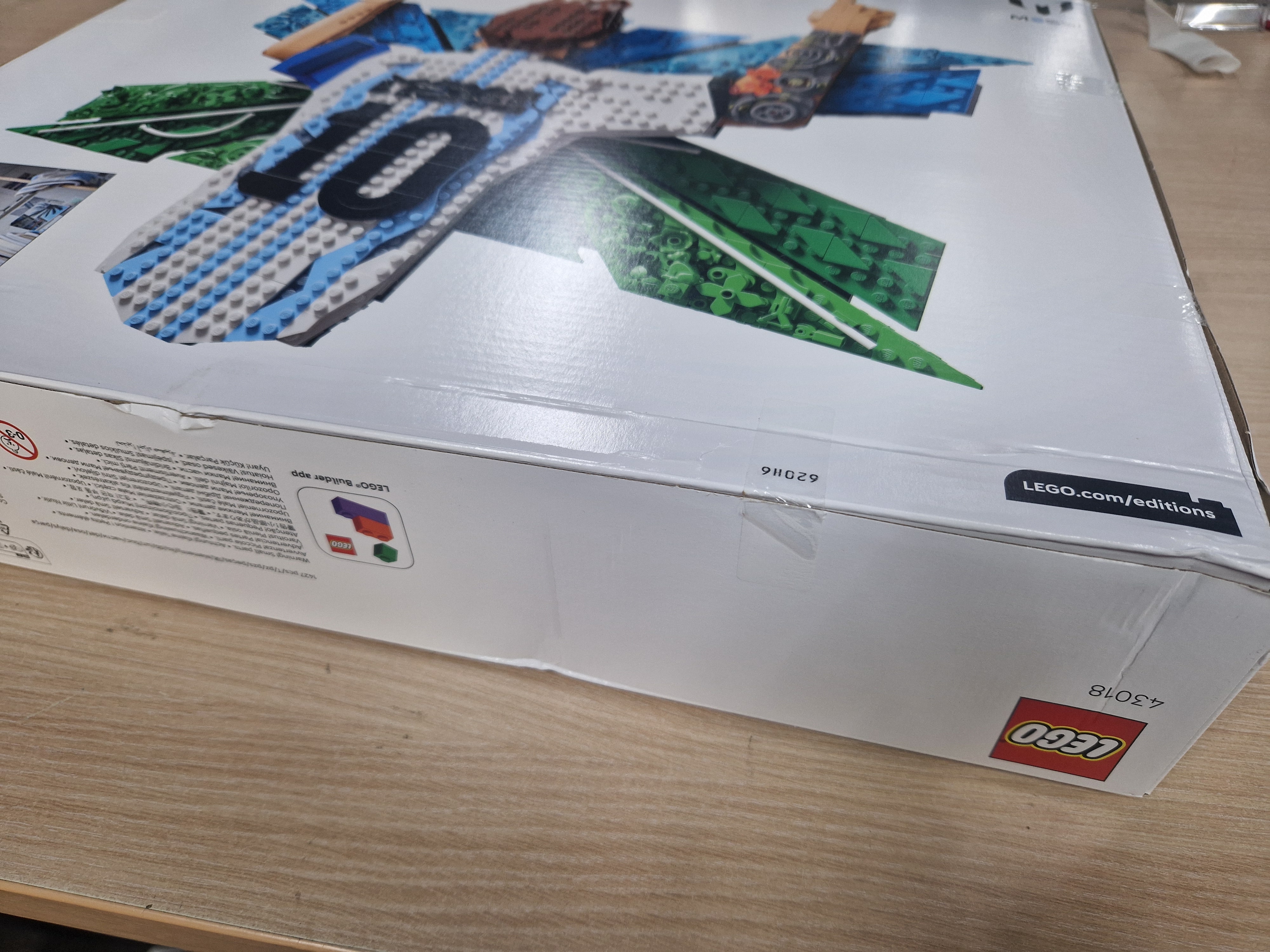 LEGO® Editions Lionel Messi – 43018