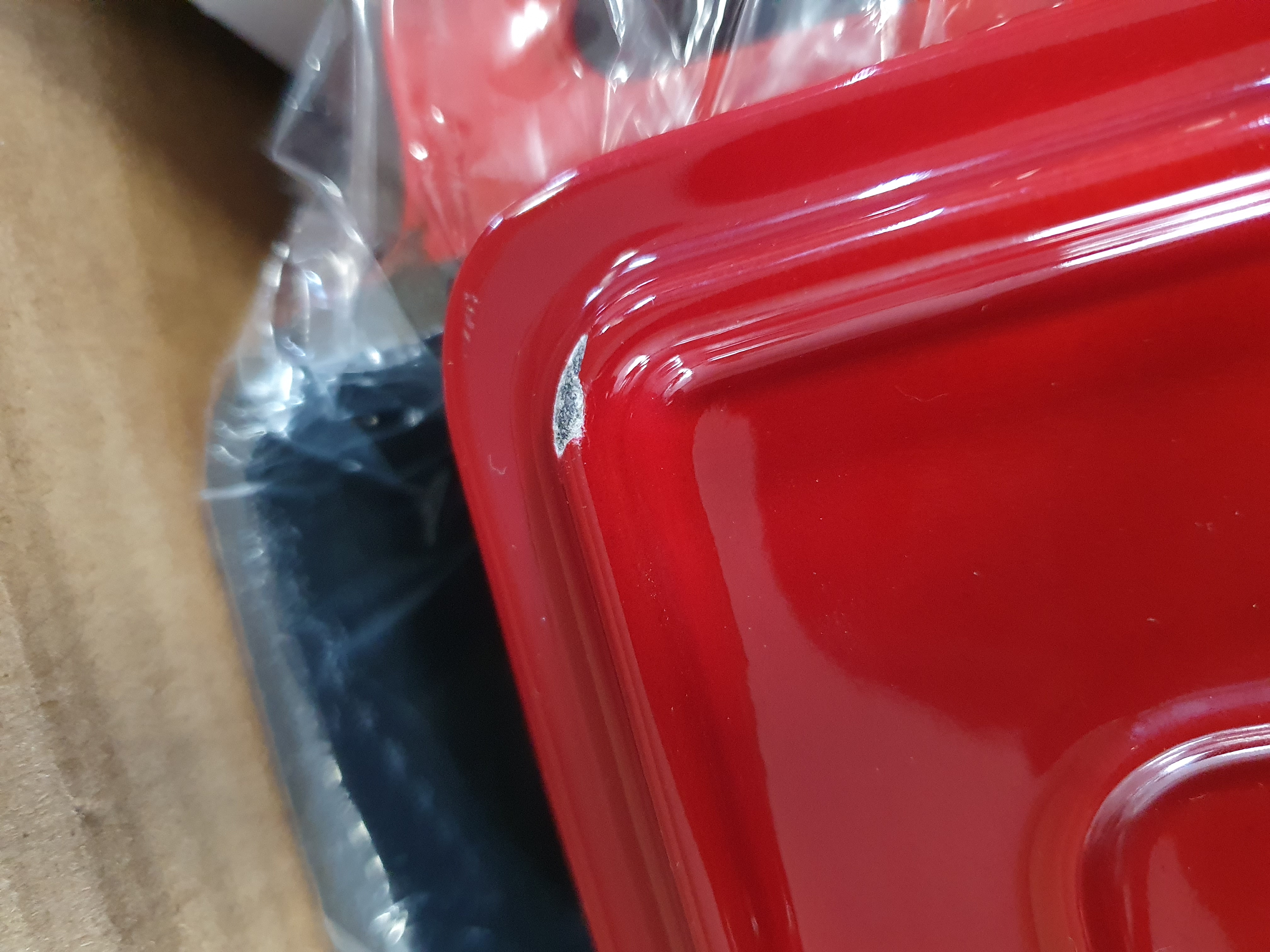 red, metalen, inzet, roestige rand, keukenartikel