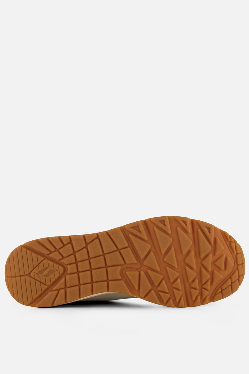 sneaker, sole, gumshoe, gummi, shoe-outsole