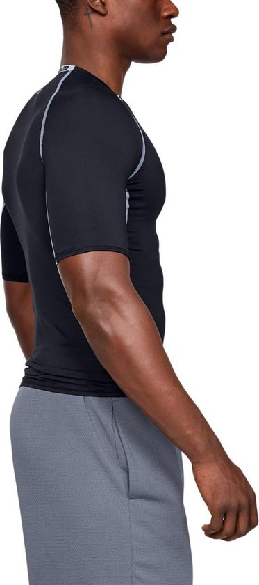 Under Armour  - Maat M - HG Armour SS Heren Sportshirt - Zwart
