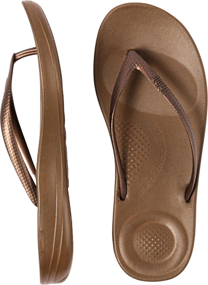 hoge slippers, flip-flops, tan brown, footbed, strap sandal