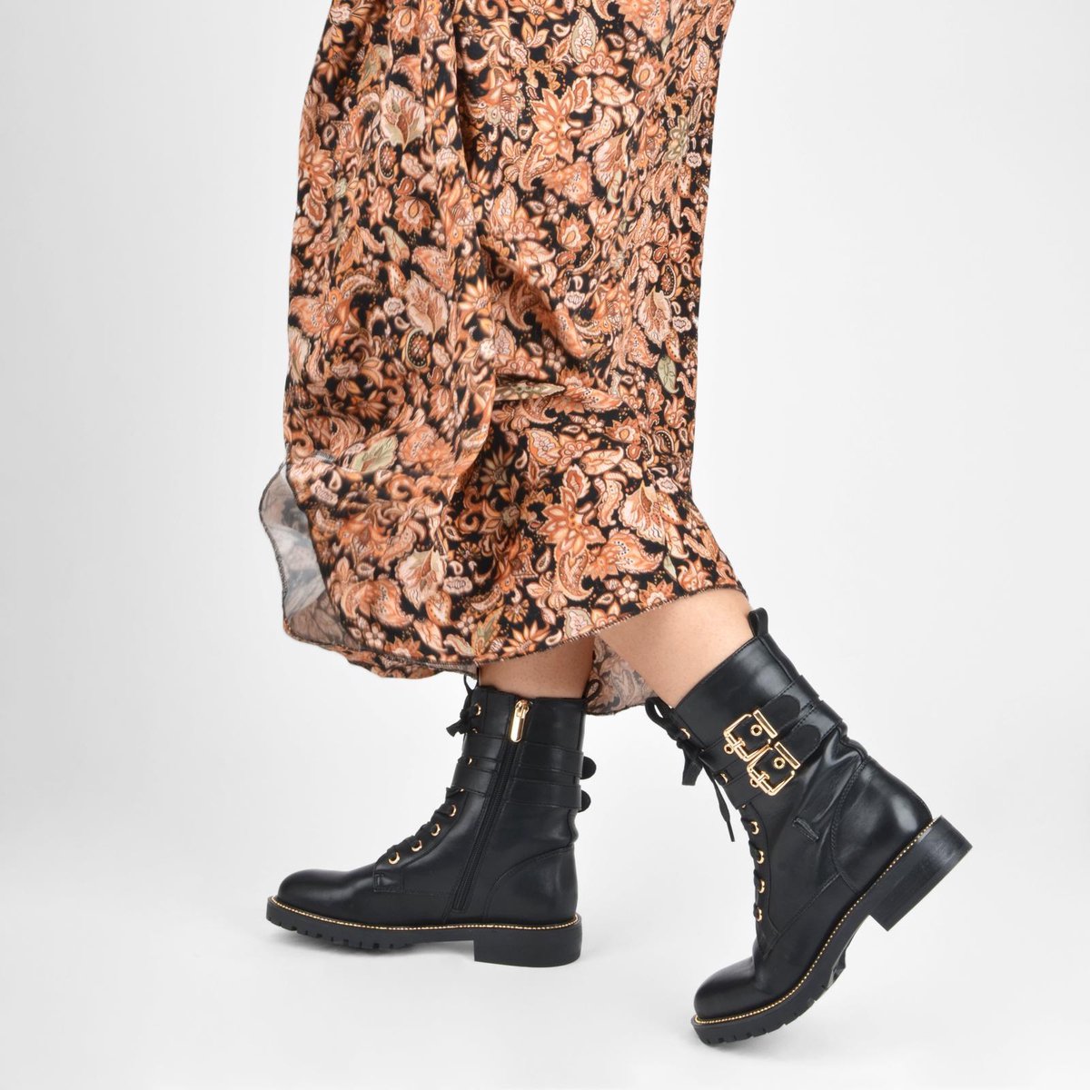 PS Poelman - maat 40- Dames - DUNGABALL PU Imitatieleren Biker Veter Laarzen Boots met Gouden Gespen