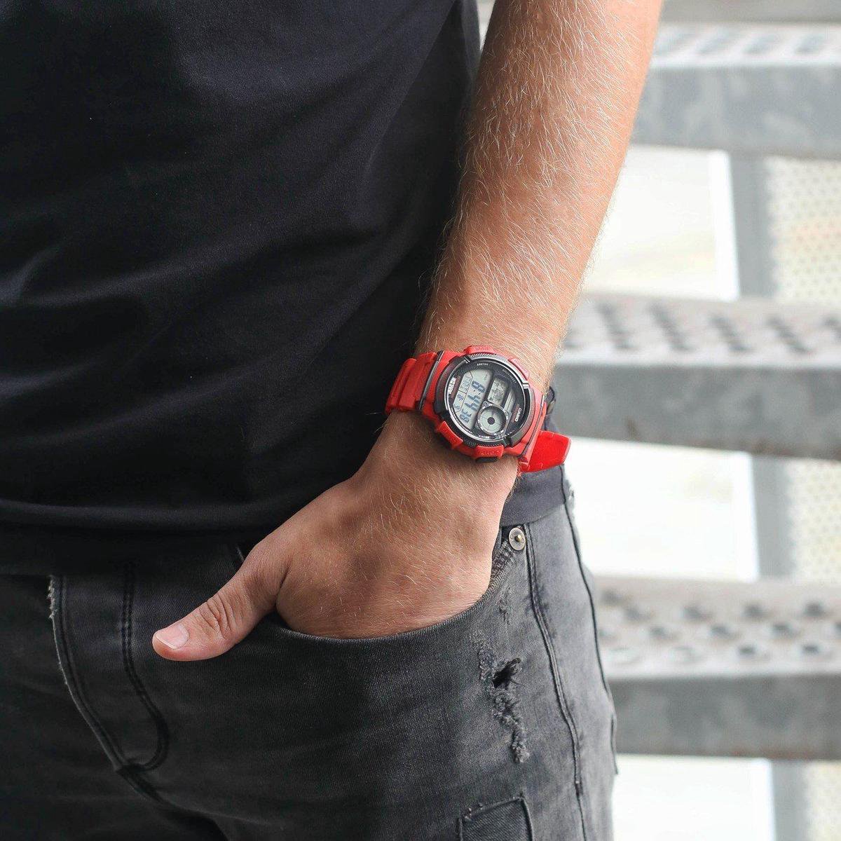 Polshorloge, Arm, Lichaamsdeel, Persoon, Pols