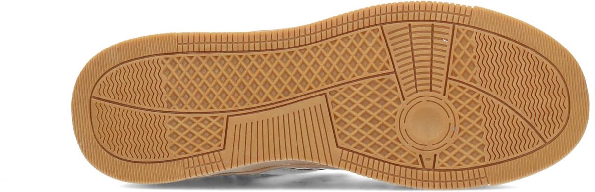 sole, shoe sole, gum sole, rubber sole, tread pattern