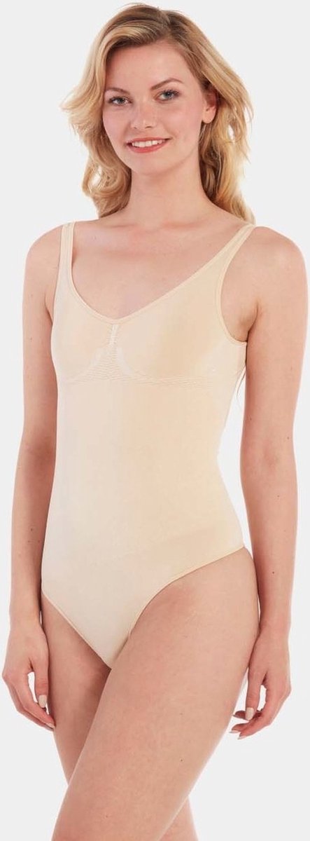 dgmoutlet-nl-MAGIC-Bodyfashion-Low-Back-Body-Latte-Vrouwen-Maat-L-aanbieding-sale-korting-2 MAGIC Bodyfashion - Maat L - Low Back Body Latte Vrouwen
