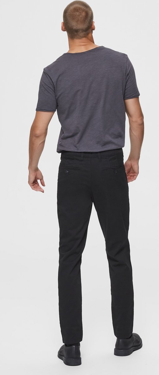 Broeken, T-shirt, Persoon, Staand, Man