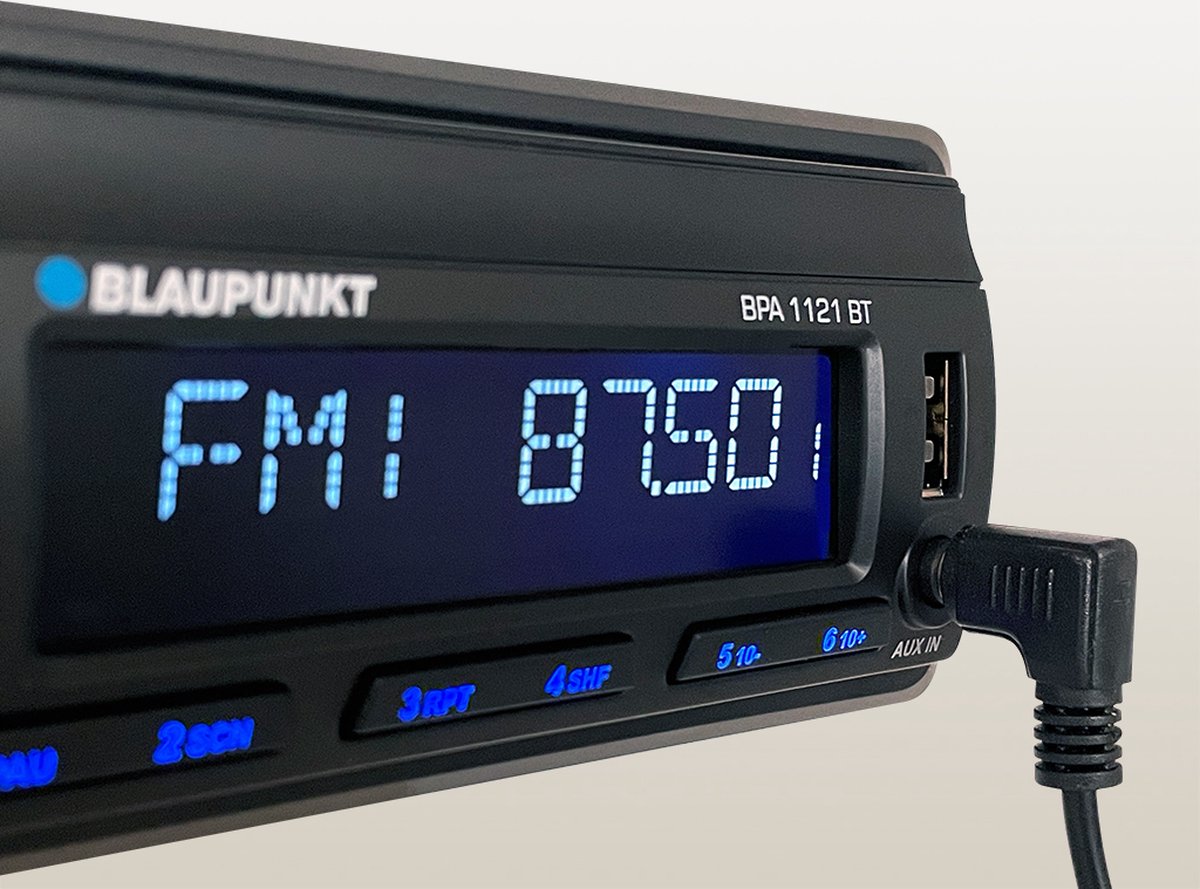 radio, car audio, FM transmitter, display, USB port