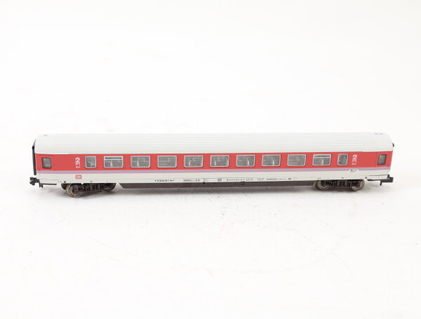 treinbaan, passagierwagen, rood-wit, modelbouw, overhemdruim