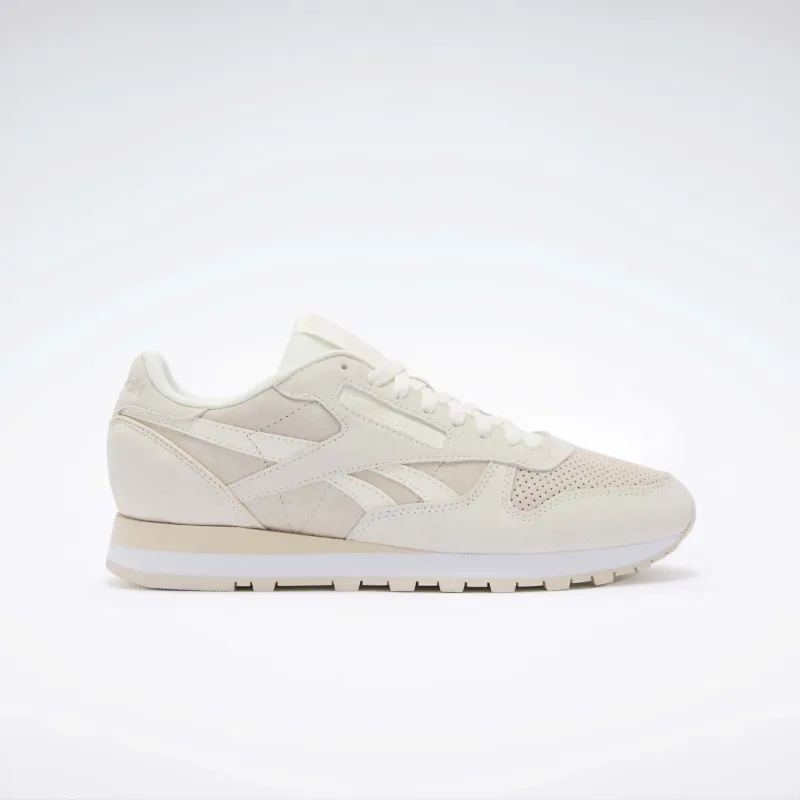Reebok - maat 45 - CLASSIC LEATHER CHALK - SAND - Wit Heren Sneakers - chalk