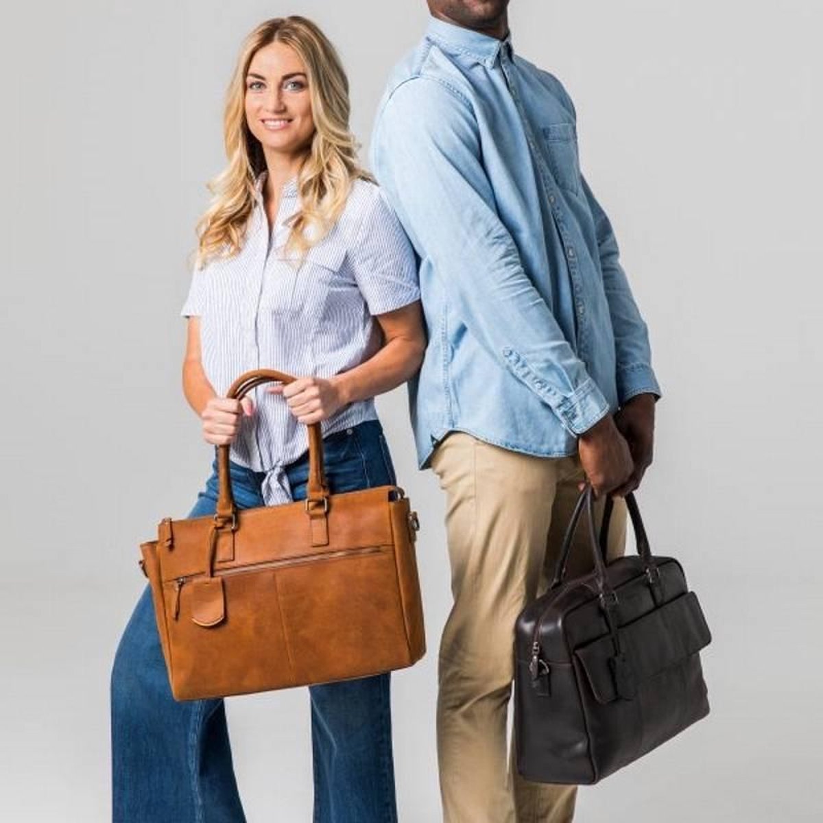 BURKELY On The Move Laptopbag 15,6'' Zipper Inclusief Powerbank