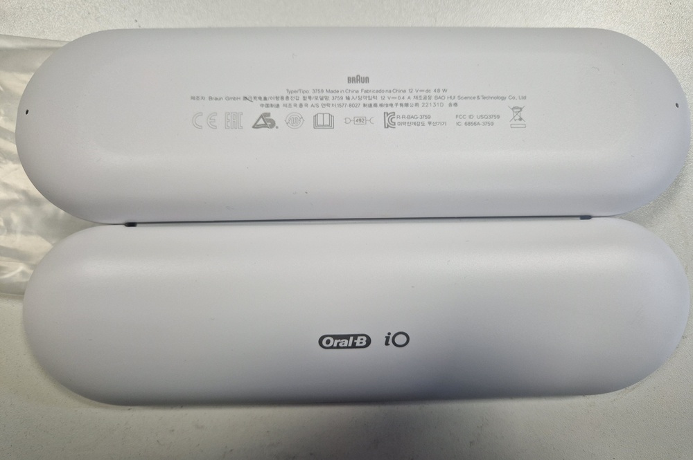 Oral-B iO - oplaad reisetui wit elektrische tandenborstel