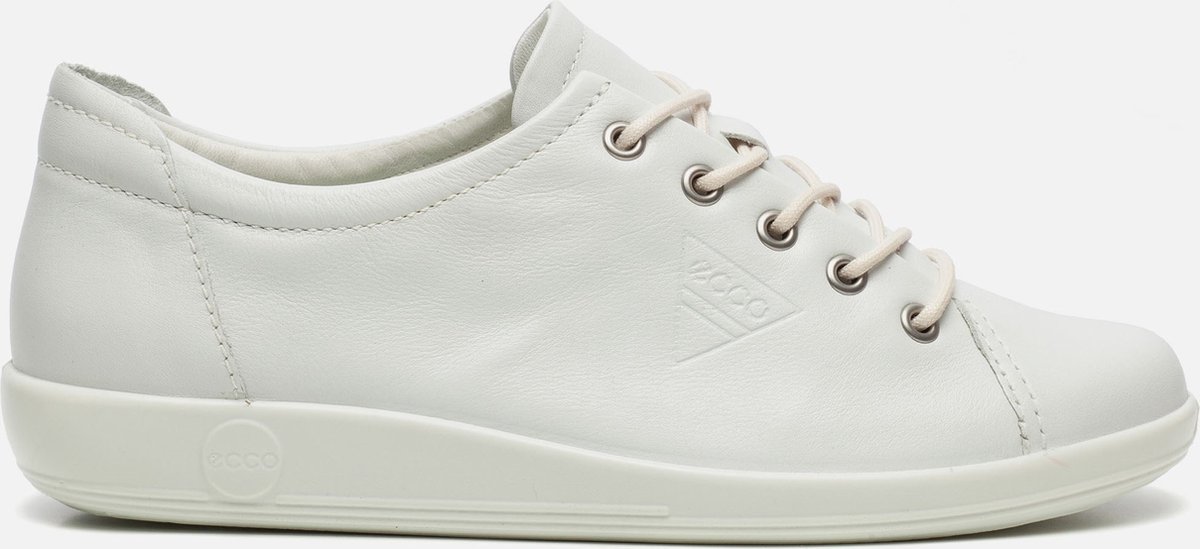 sko, laced shoe, white leather, casual sneaker, round toe