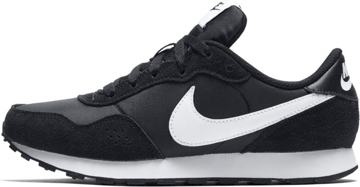 Nike - Maat 37.5 - MD Valiant Unisex Sneakers - Black