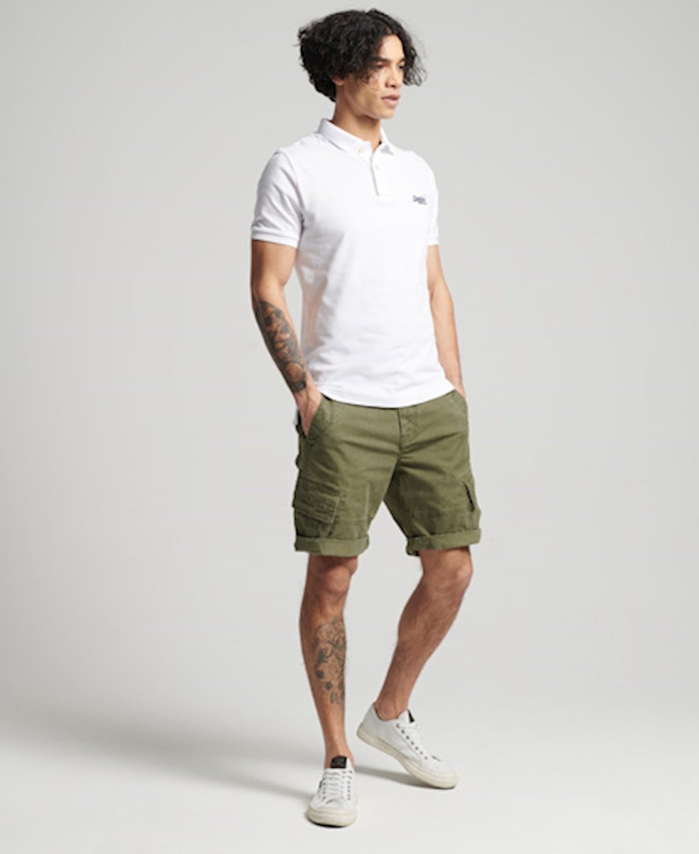 Kleding, Korte broek, Persoon, Huid, Tatoeage