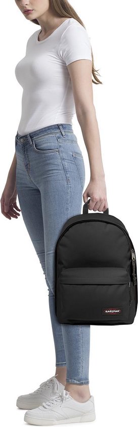 Eastpak OUT OF OFFICE Rugzak, 27 Liter, 13.3 inch laptopvak - Black