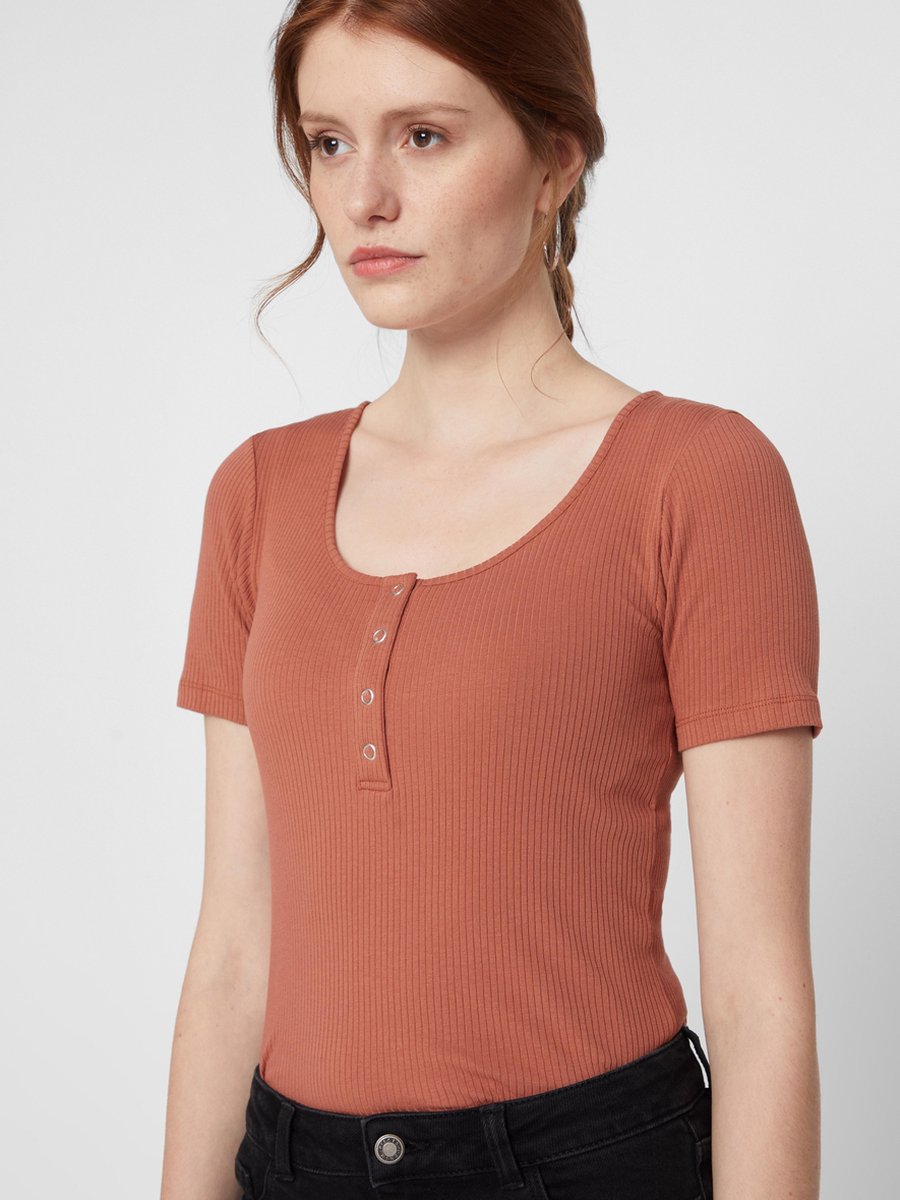 Pieces -maat XS-  PCKITTE SS TOP NOOS BC Copper Brown Vrouwen