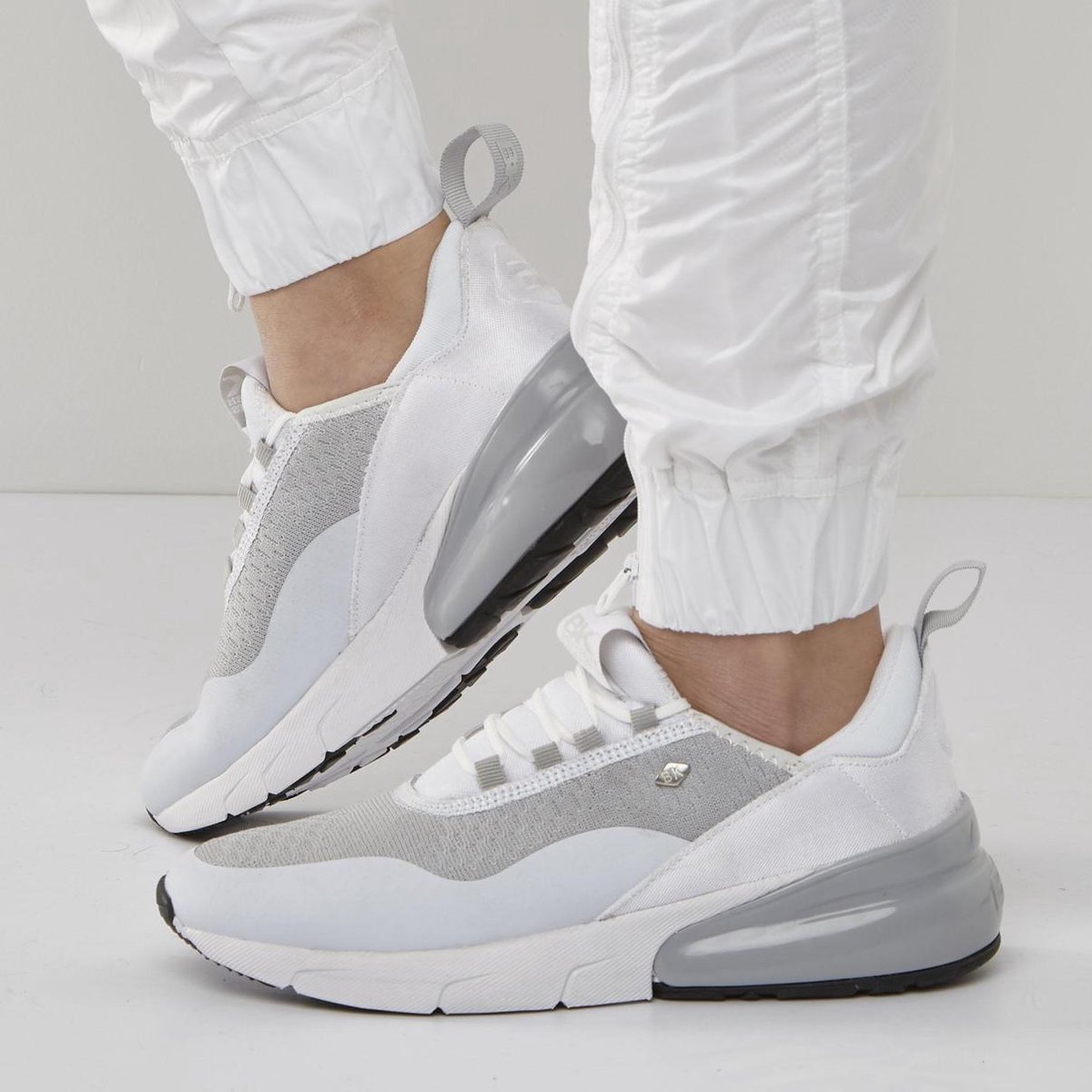 Kleding, Schoeisel, Schoen, Sneaker