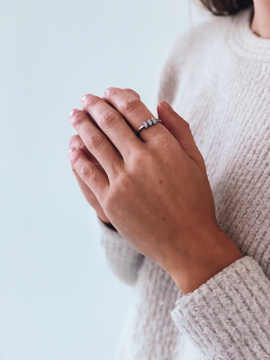 Esprit ESRG003421 Swing ring - Staal - Zilverkleurig - Staal Ringmaat: 17.00 mm / maat 53