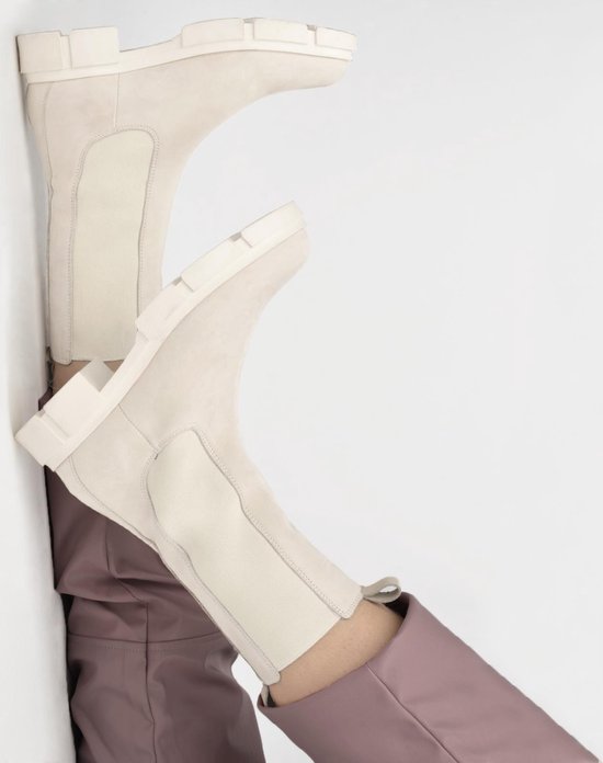 PS Poelman Lynn - Maat 36 - Dames Nubuck Leren Chelsea Enkellaarzen met Elastiek - Licht Beige Taupe