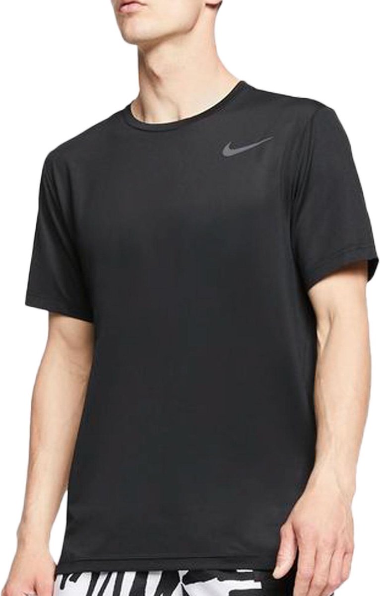 Kleding, T-shirt, Mouw, Persoon, Kleding, T-shirt, Mouw, Persoon