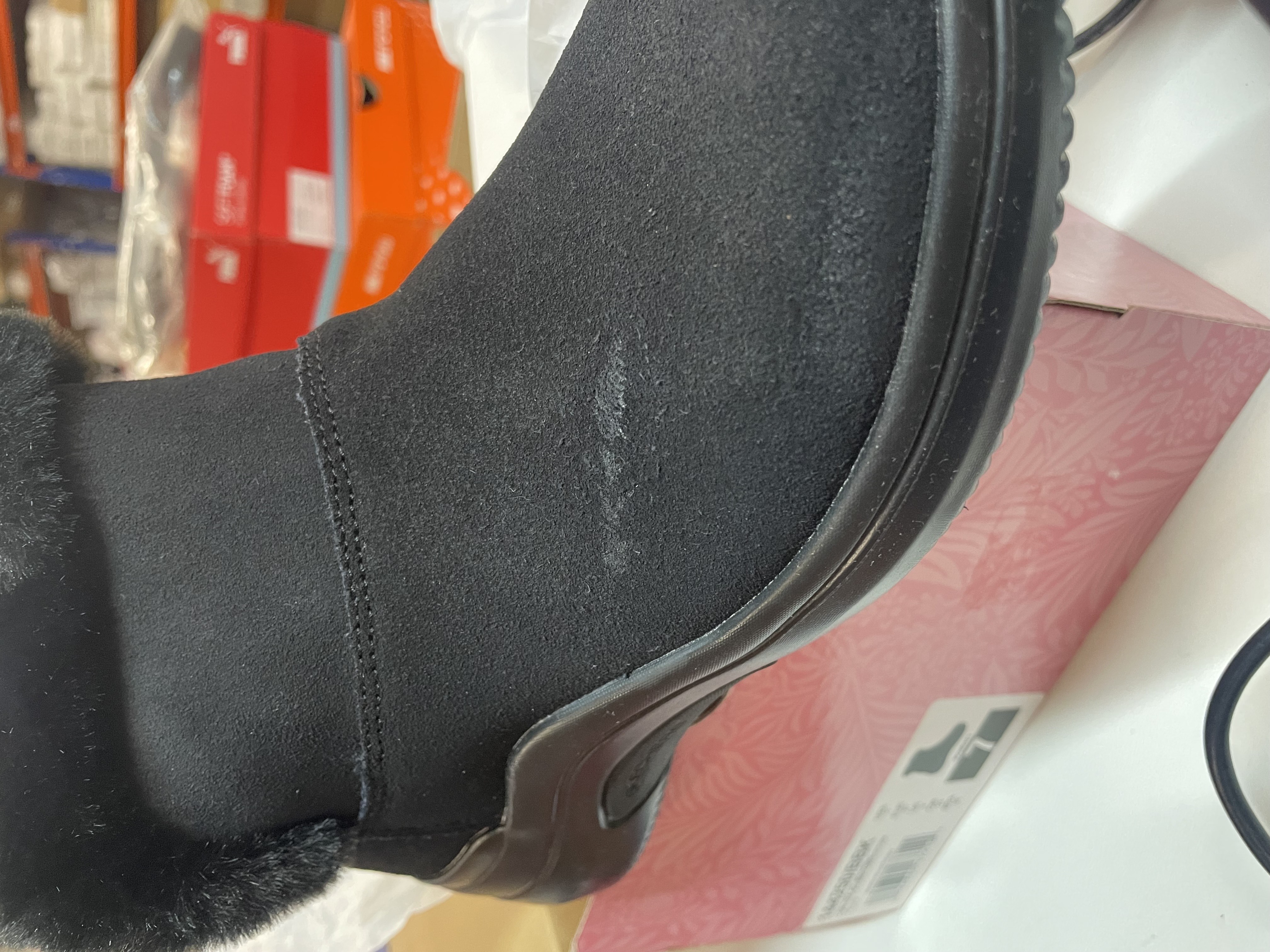 Skechers On-The-Go Midtown - maat 37 - So Plush Dames Sneakers - Black