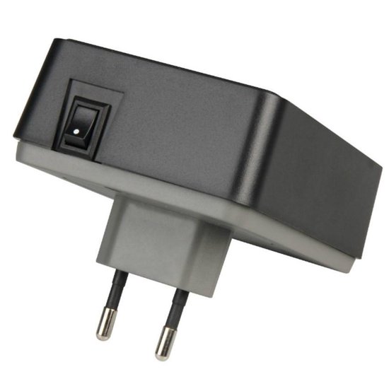One For All SV9610 TV antenne versterker - 20 dB versterking - 1 uitgang - coax - IEC