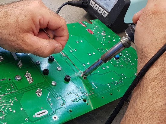 Elektronica, Hardware, Printplaat