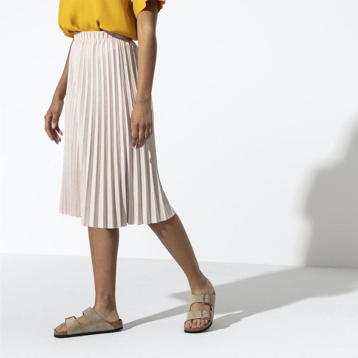 Birkenstock - 39 - Arizona SFB VL Narrow Dames Slippers - Taupe - Maat 39