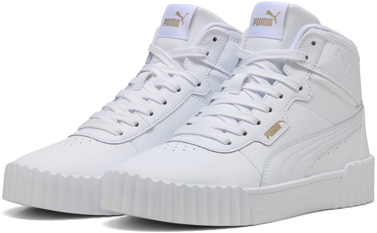 sneakers, witte sneakers, hoge zolen, platformzool, kleine gouden merktag