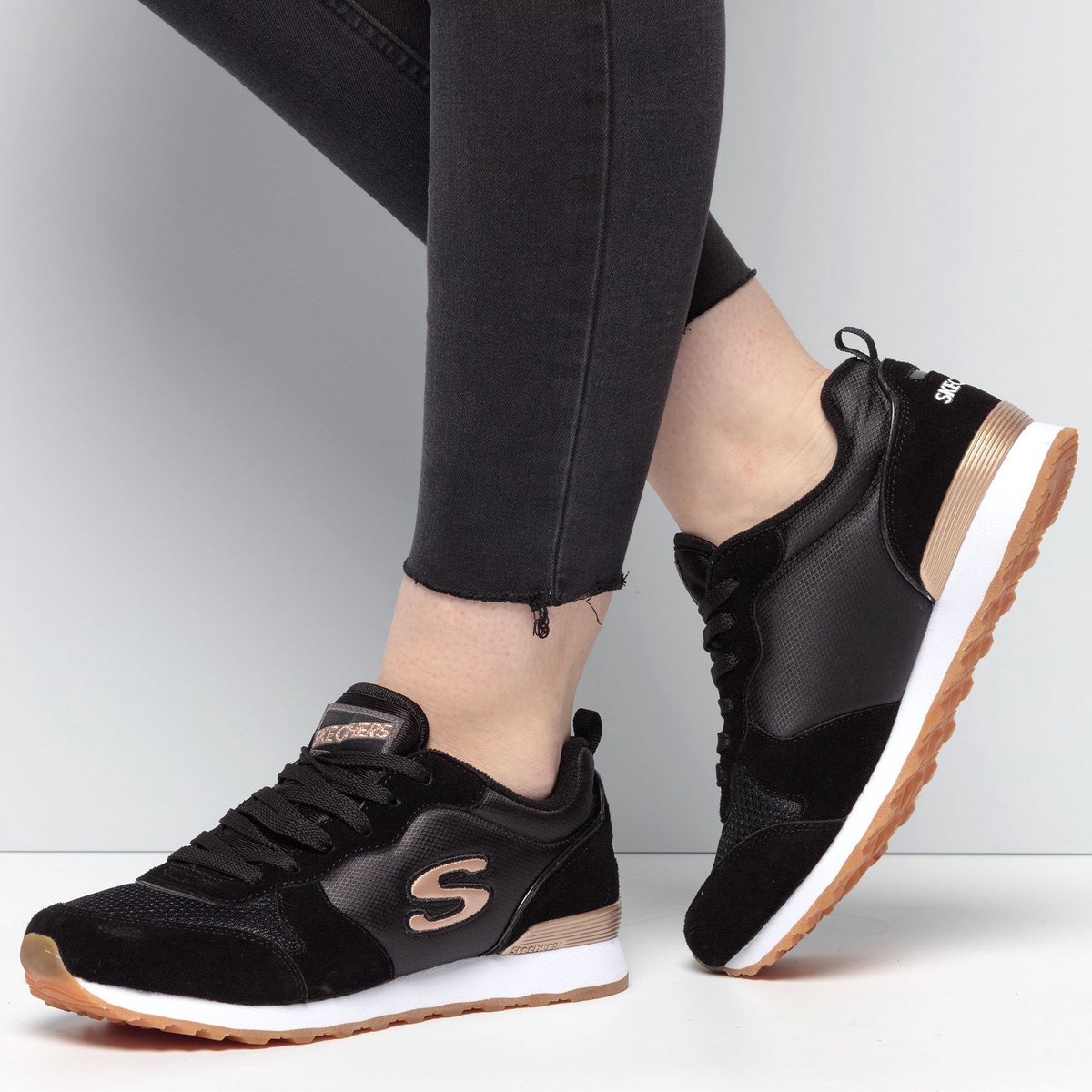 Skechers - Maat 39 - Retros Og 85 Goldn Gurl Dames Sneakers - Zwart