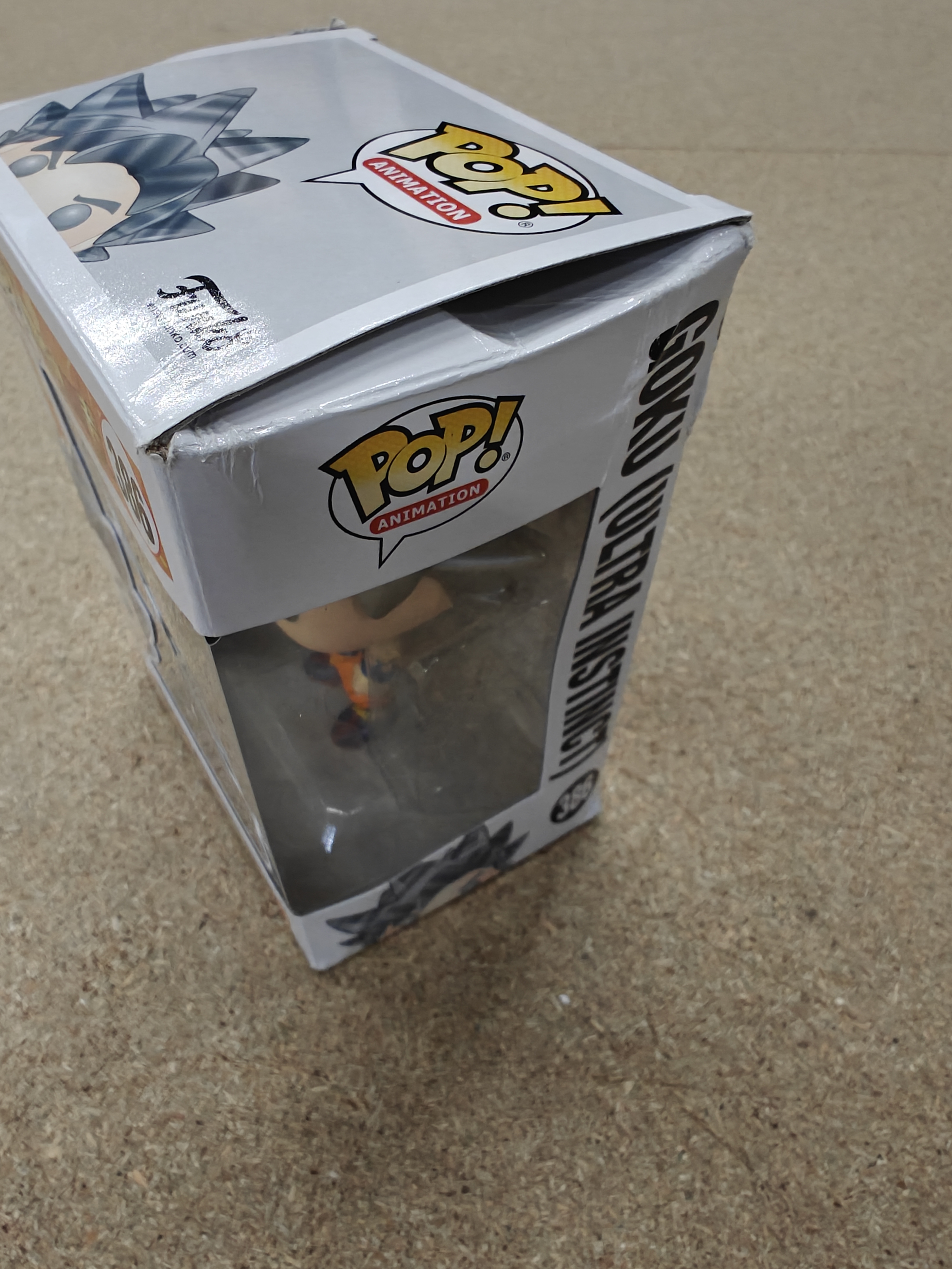Funko Pop! #386 Dragonball Super - Goku (Ultra Instinct Form)