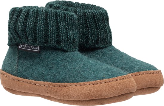 Schoeisel, Schoen, Sneaker, Breigoed, Trui