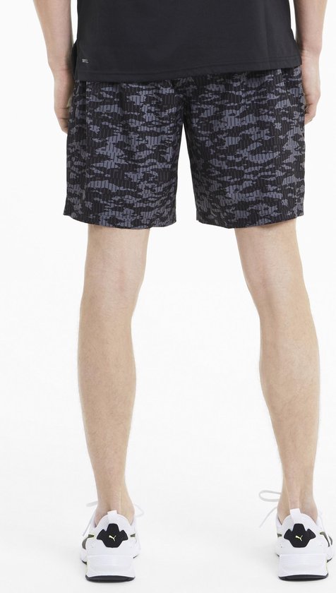 PUMA  Maat M Train Aop Woven 8" Short Sportbroek Heren