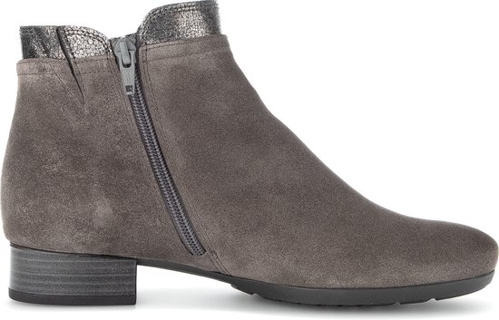 Kleding, Schoeisel, Schoen, Suede, Hoge hak